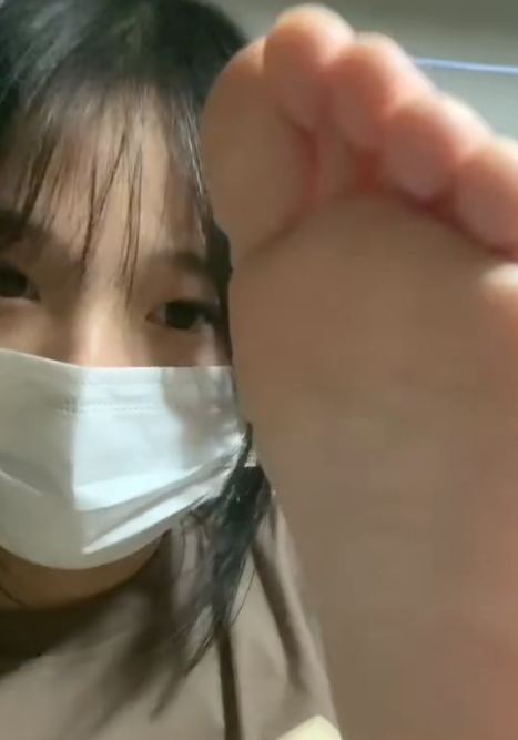 脸足同框-赴安博客网