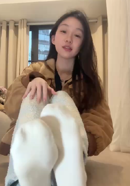 软 fufu 的白袜子-赴安博客网